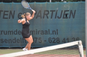 Er werd met veel kracht...